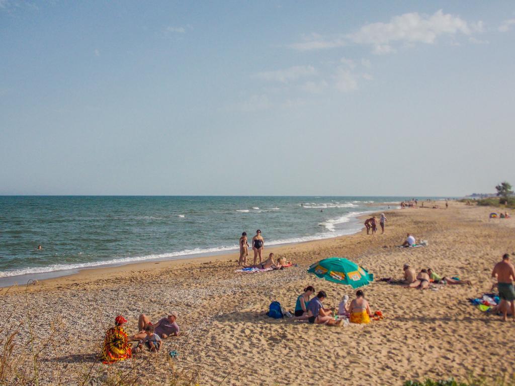 Akunamatata - Мини Отель Zatoka Buitenkant foto